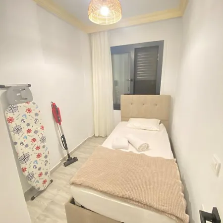 Tamamen Muestakil Havuzlu * Çeşme